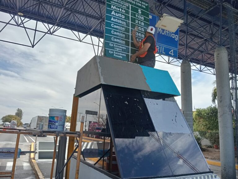 Recubrimientos de acabados y cristales en cabinas de cobro8