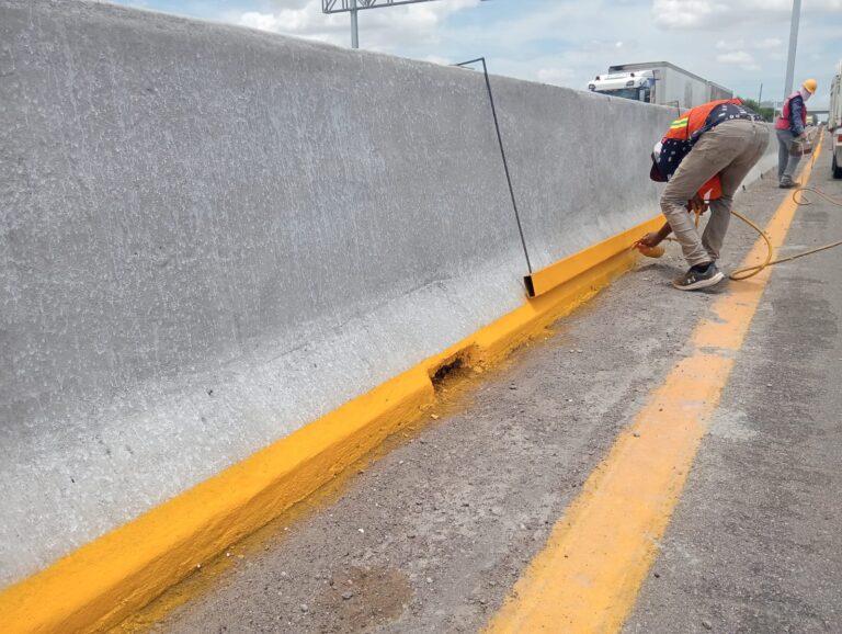 Señalizacion en faja separadora (barrera triblock)6