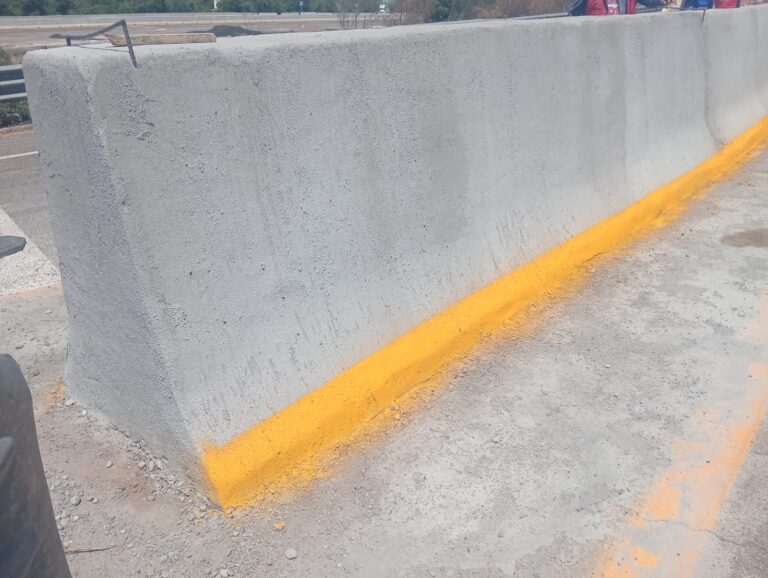 Señalizacion en faja separadora (barrera triblock)9